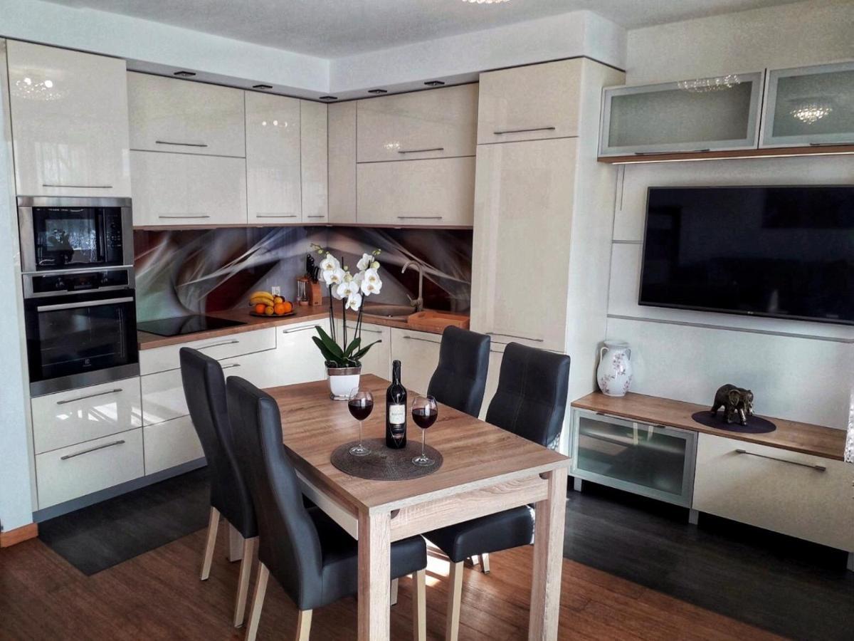 Apartament Sloneczny Apartment เอลก์ ภายนอก รูปภาพ